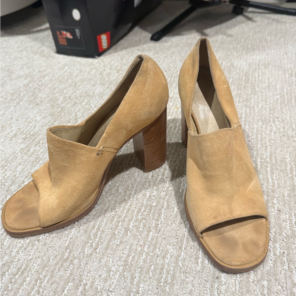 Rag & Bone 38.5 or 8 suede block heel open toe